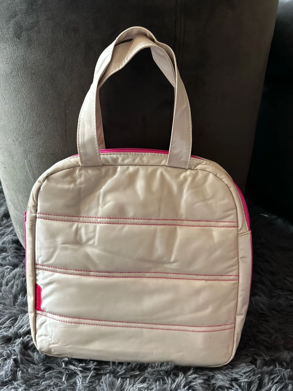 Clinique Quilted Puffer Makeup Travel Bag - Cream & Pink